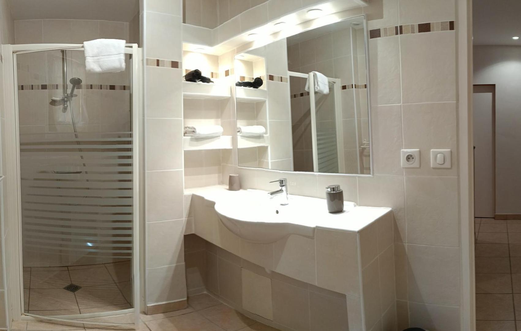 Le Four A Pain, Gite Avec Piscine Et Spa Proche Sarlat Marquay ภายนอก รูปภาพ